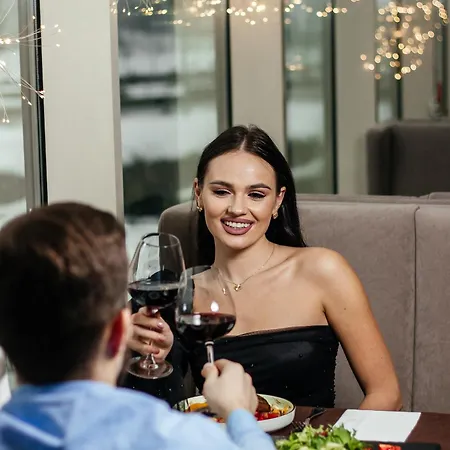 Marmaros & 3* バコヴェル