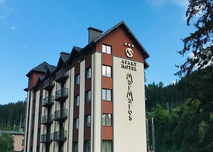 Aparthotel Marmaros & 3*