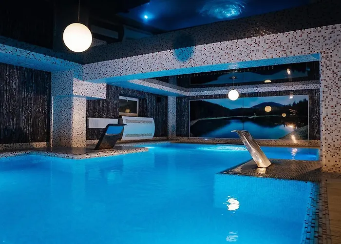 Aparthotel Marmaros & 3*